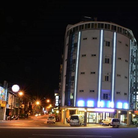 Hotel 微旅時尚旅店 à Touliu Extérieur photo